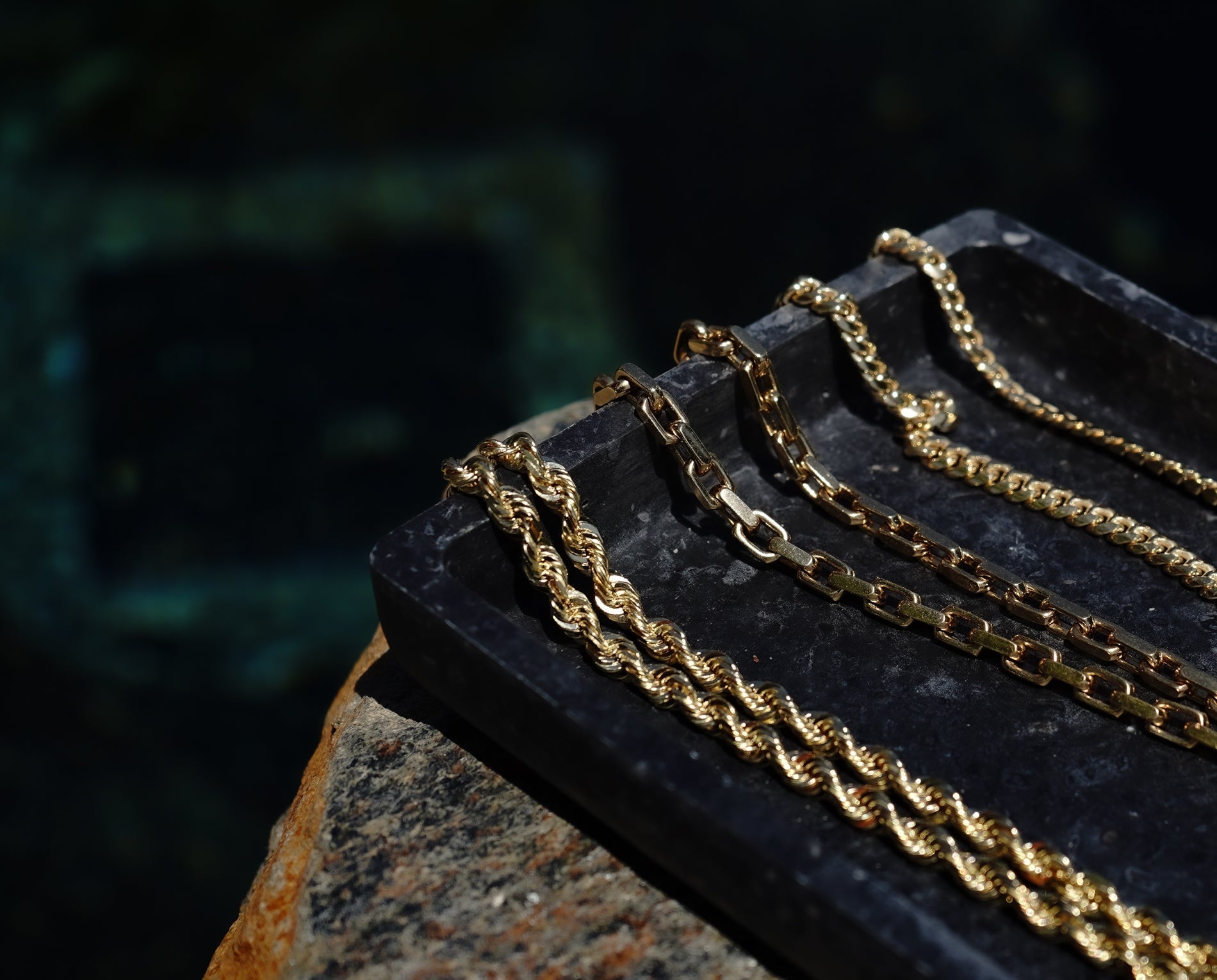 How to Tell If a Gold Chain Is Real: 5 Tests That Actually Work