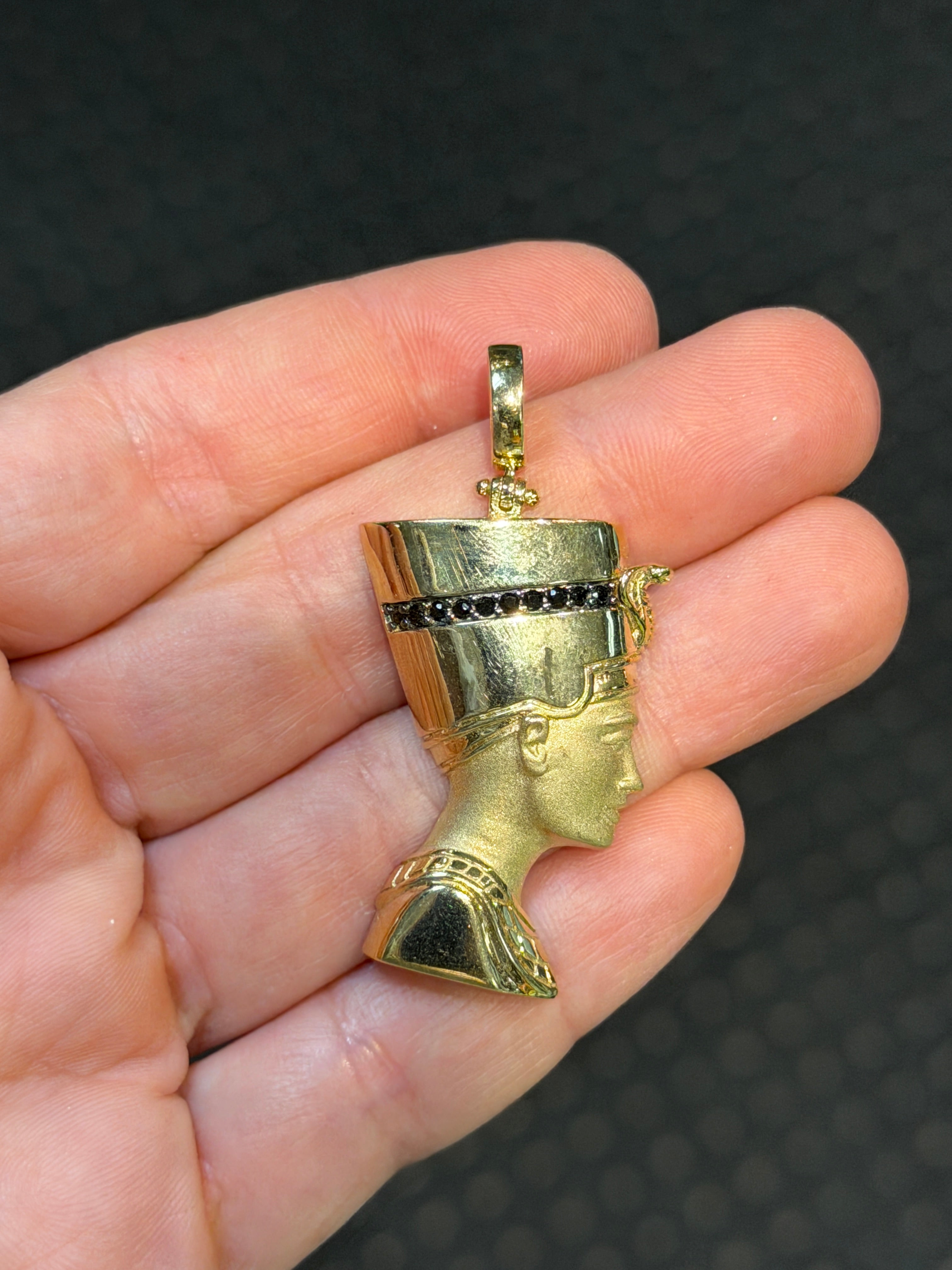 Nefertiti Pendant 14K Gold