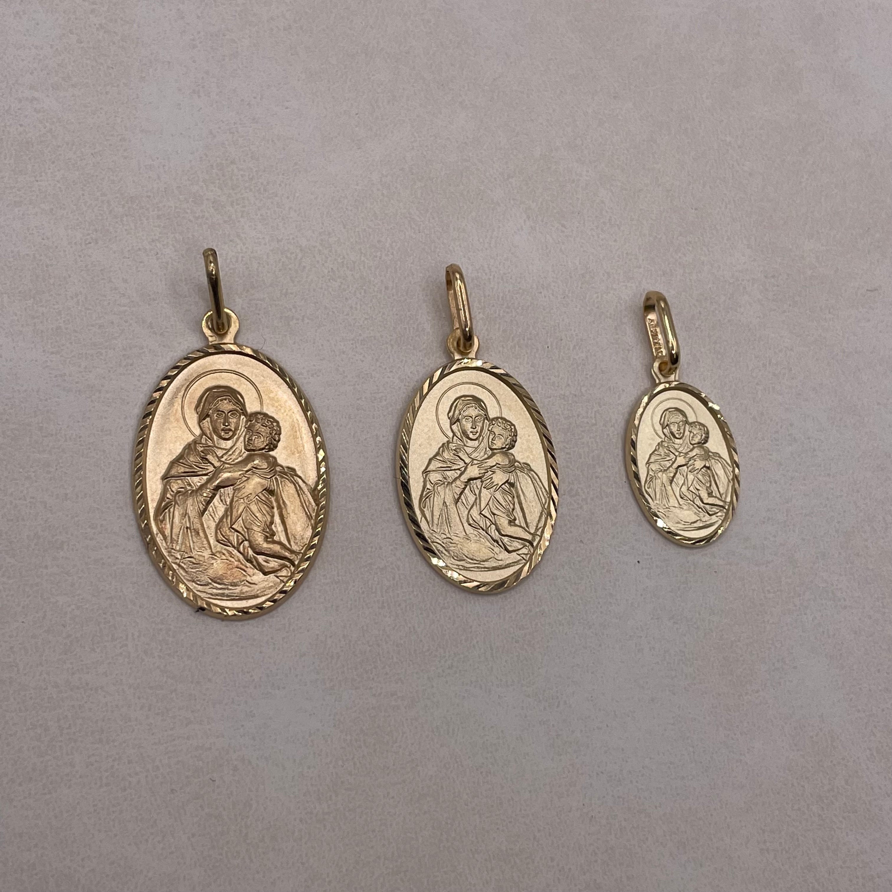 Italian Mary and Jesus Oval Charm 14K - Saints Gold Co.