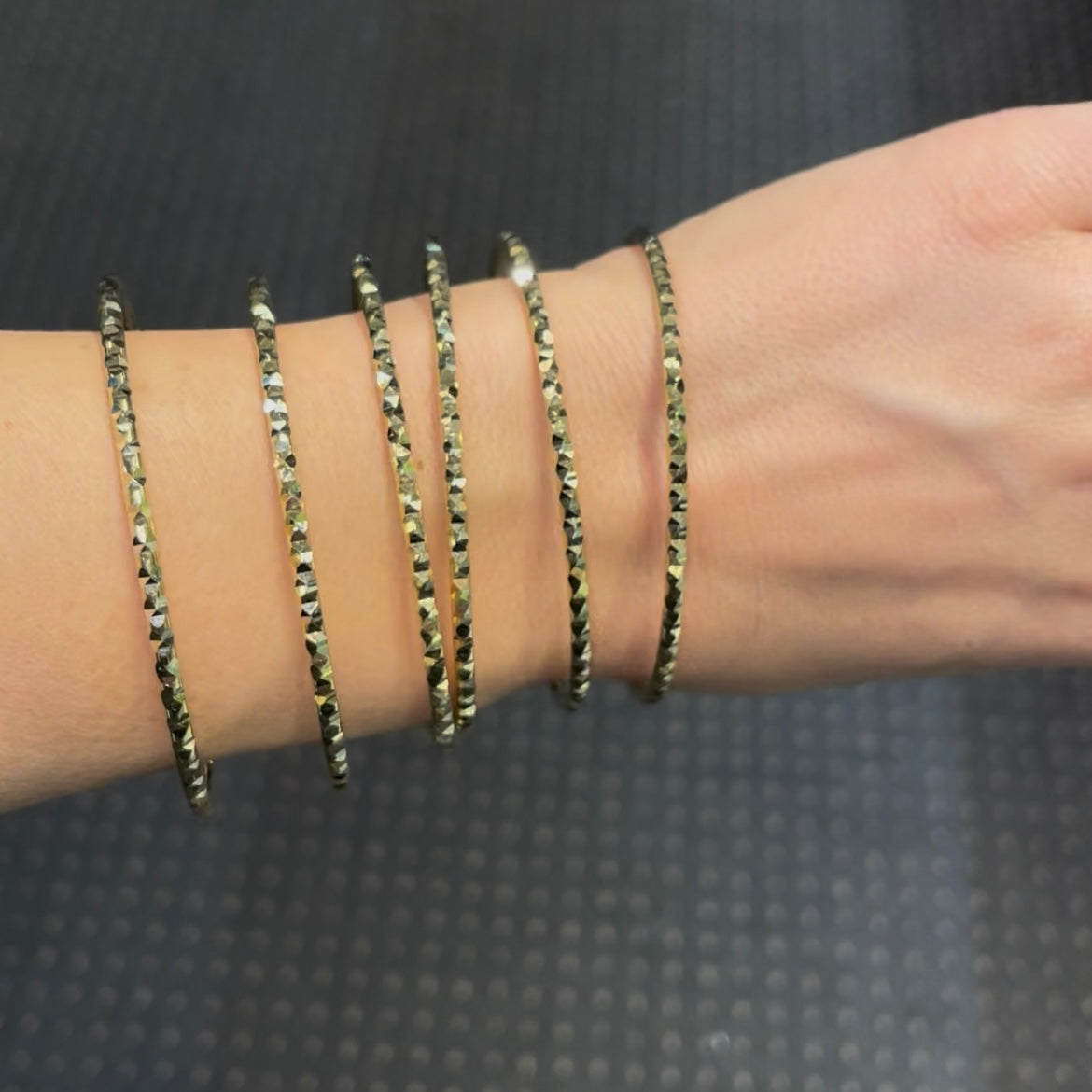 2.5MM Textured Diamond Cut Bangle Solid 14K Gold