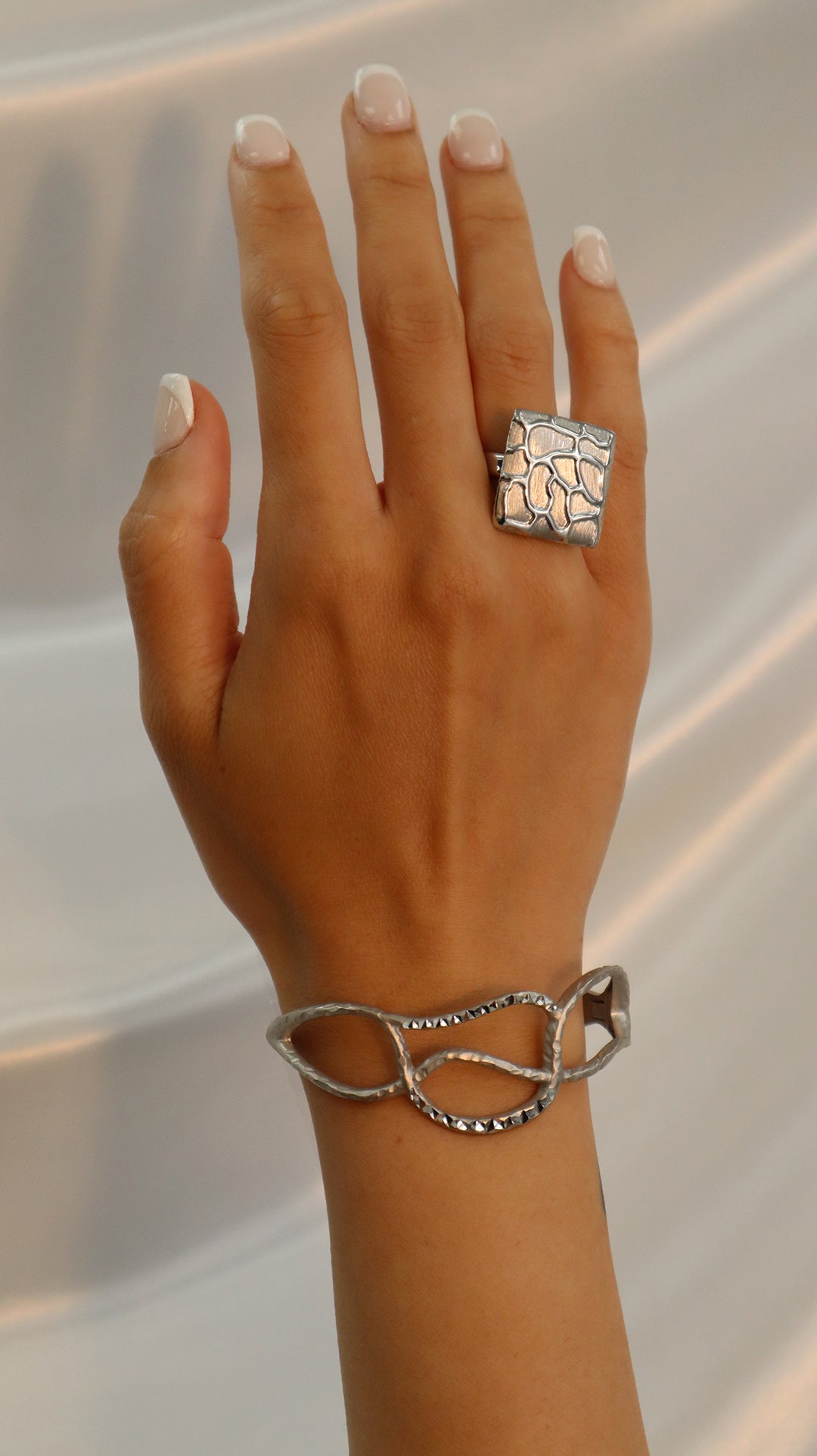 Zeon Ring - Saints Gold Co.