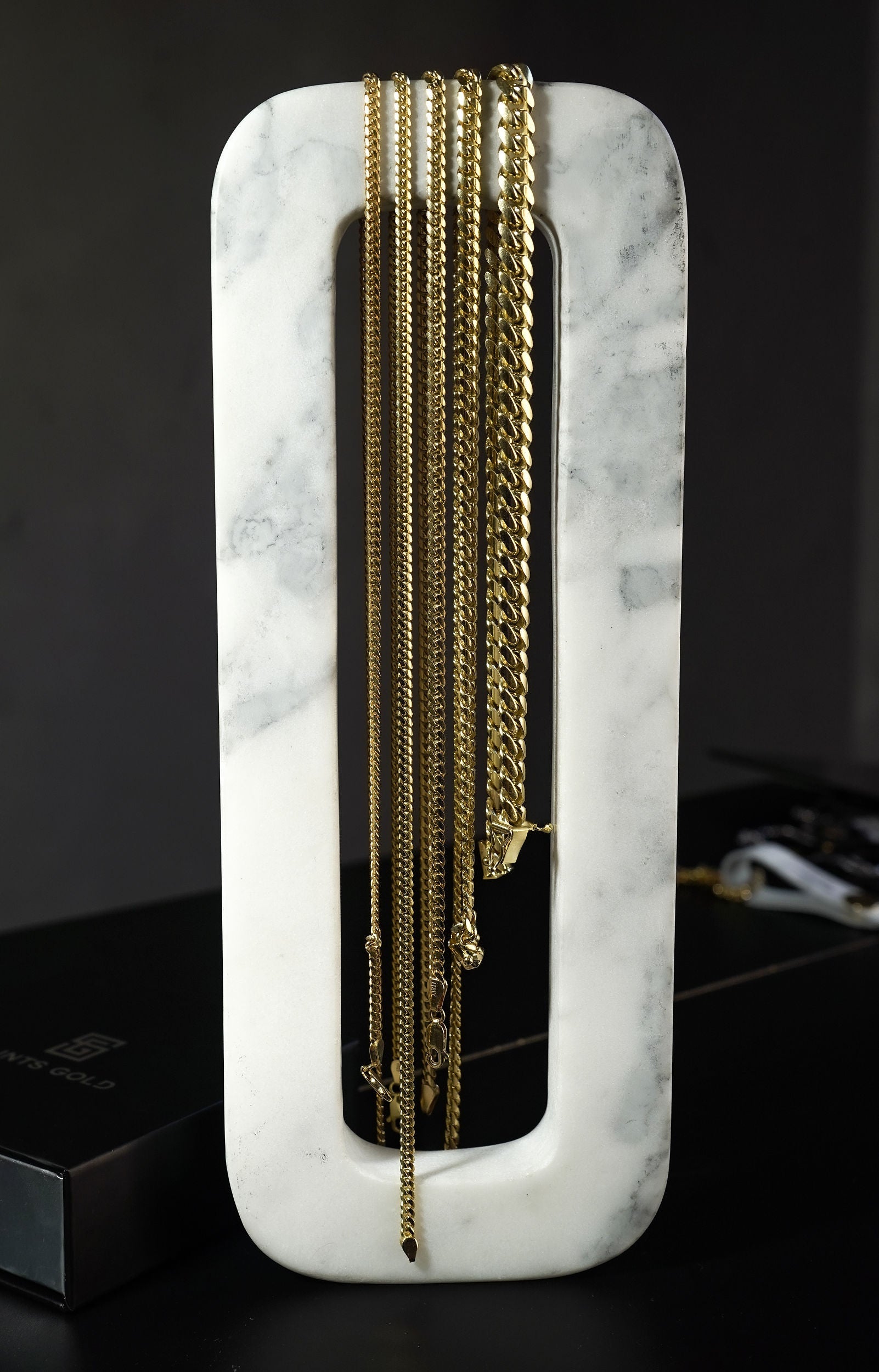 Why 14k Gold Chains Are a Timeless Choice for Men