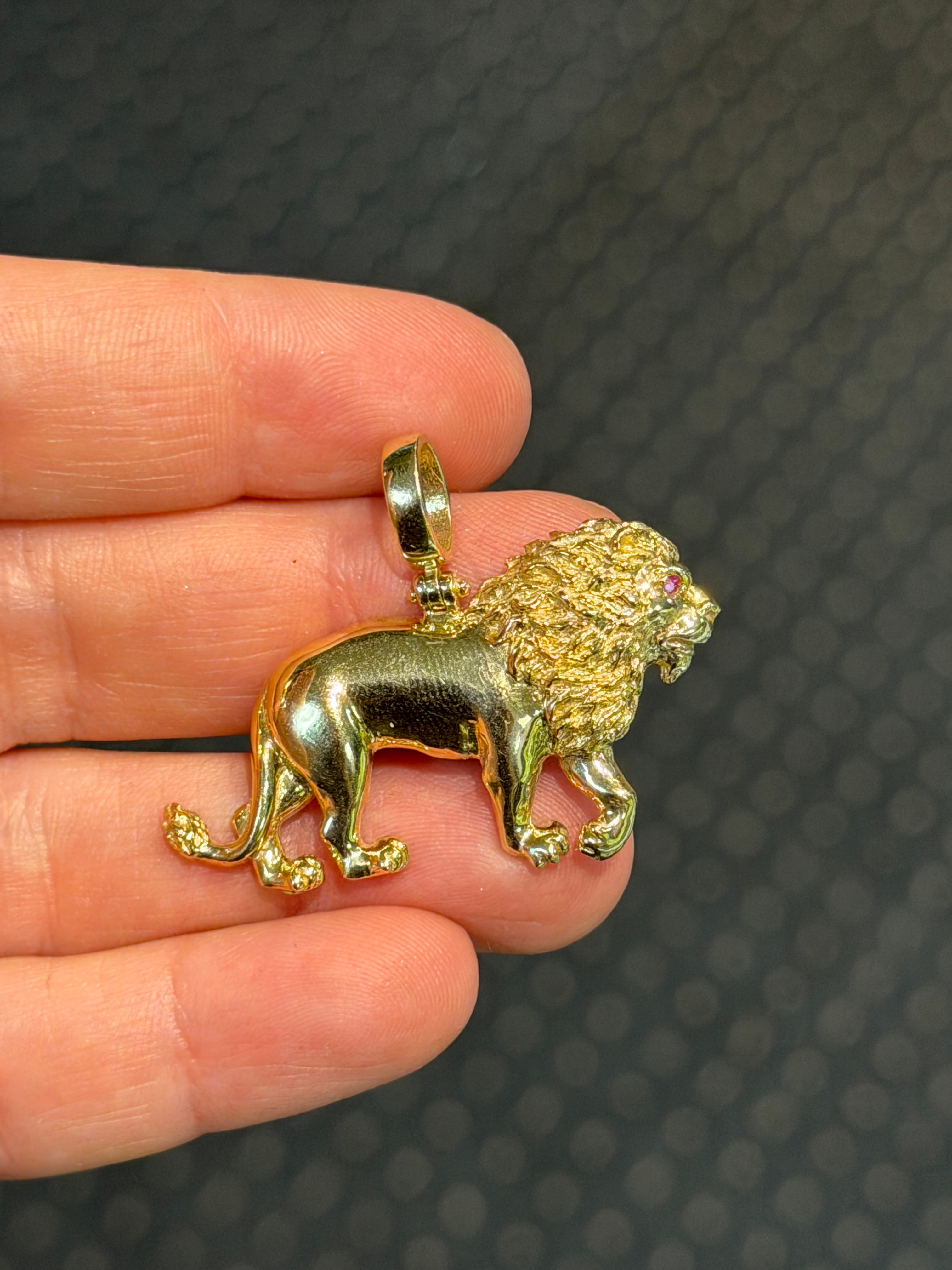 14K Gold Lion Pendant