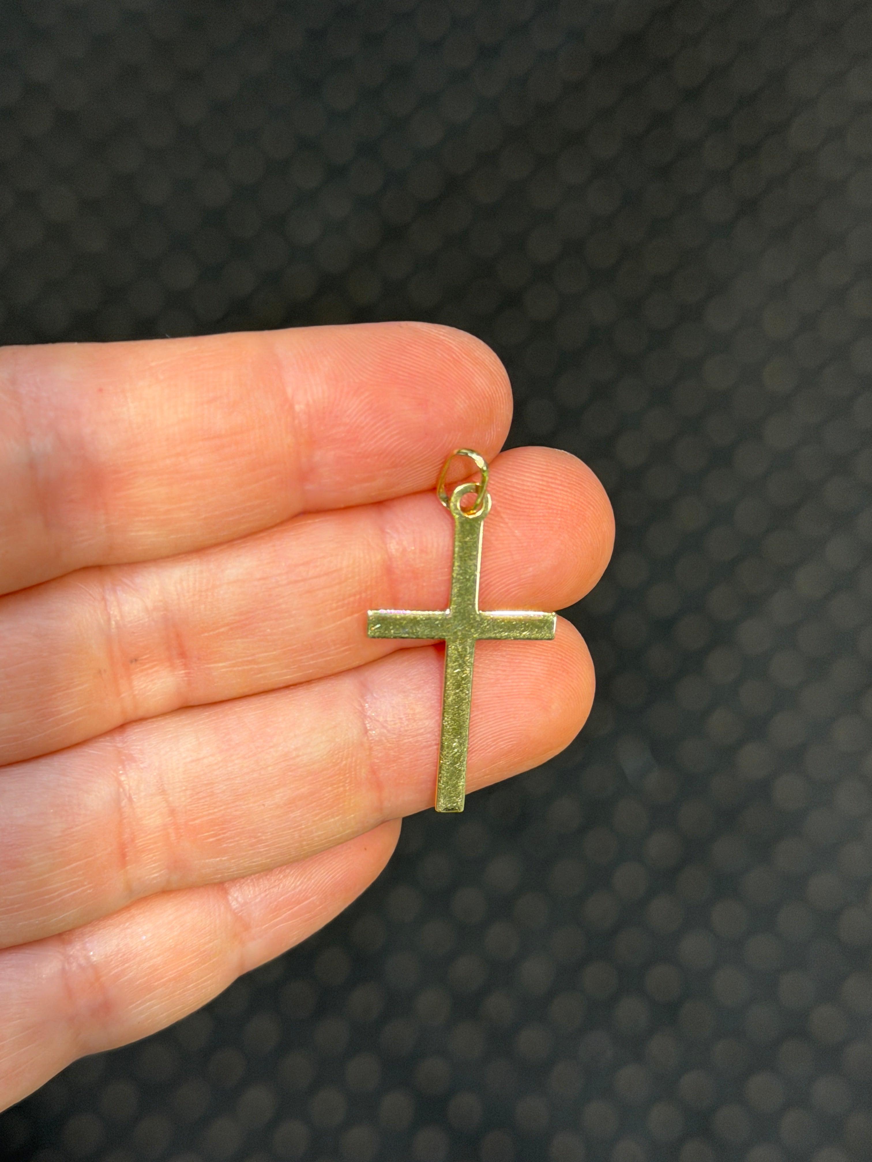 32mm Flat 14K Gold Polished Cross