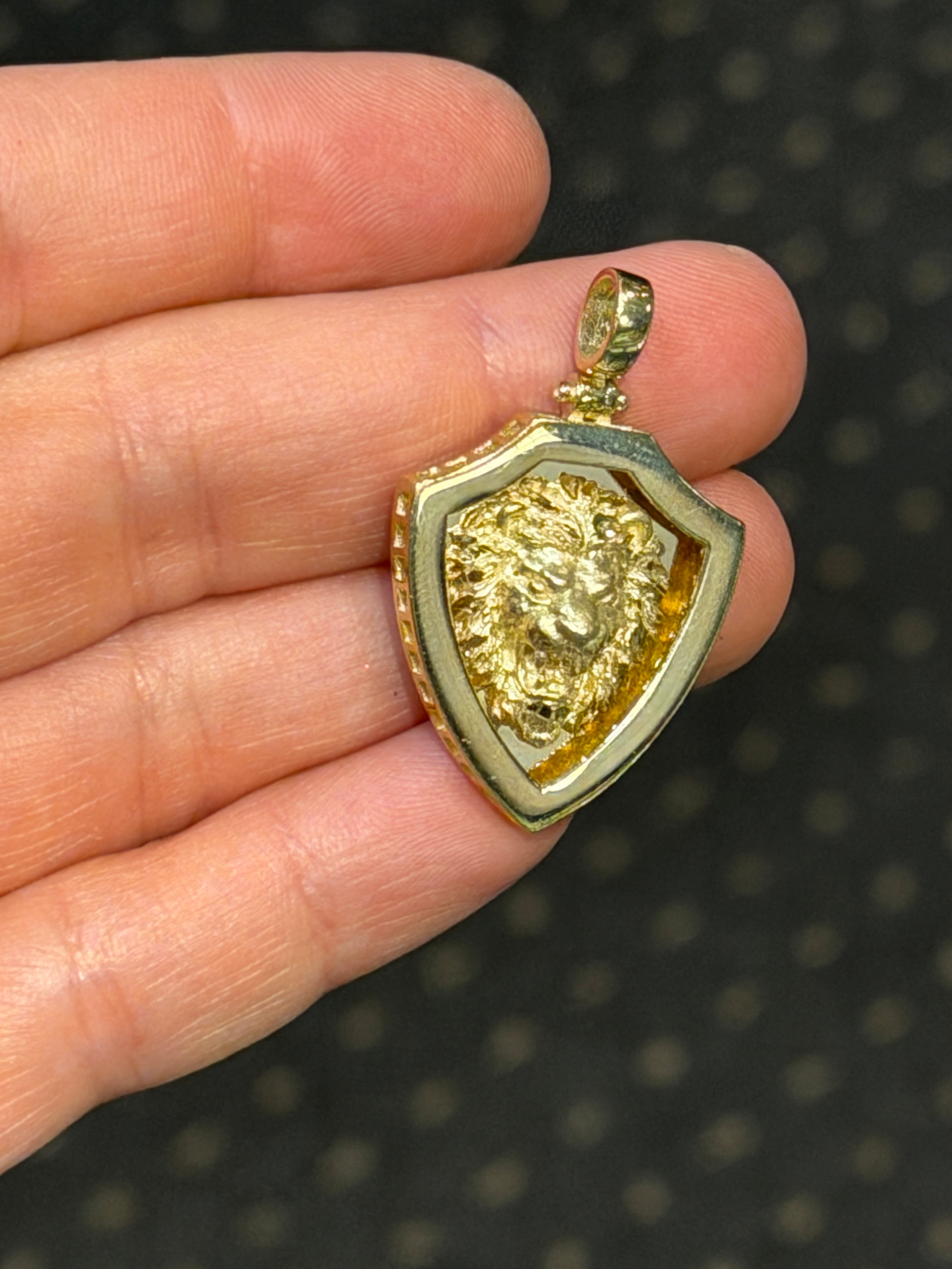Lion Shield Pendant 14K Gold