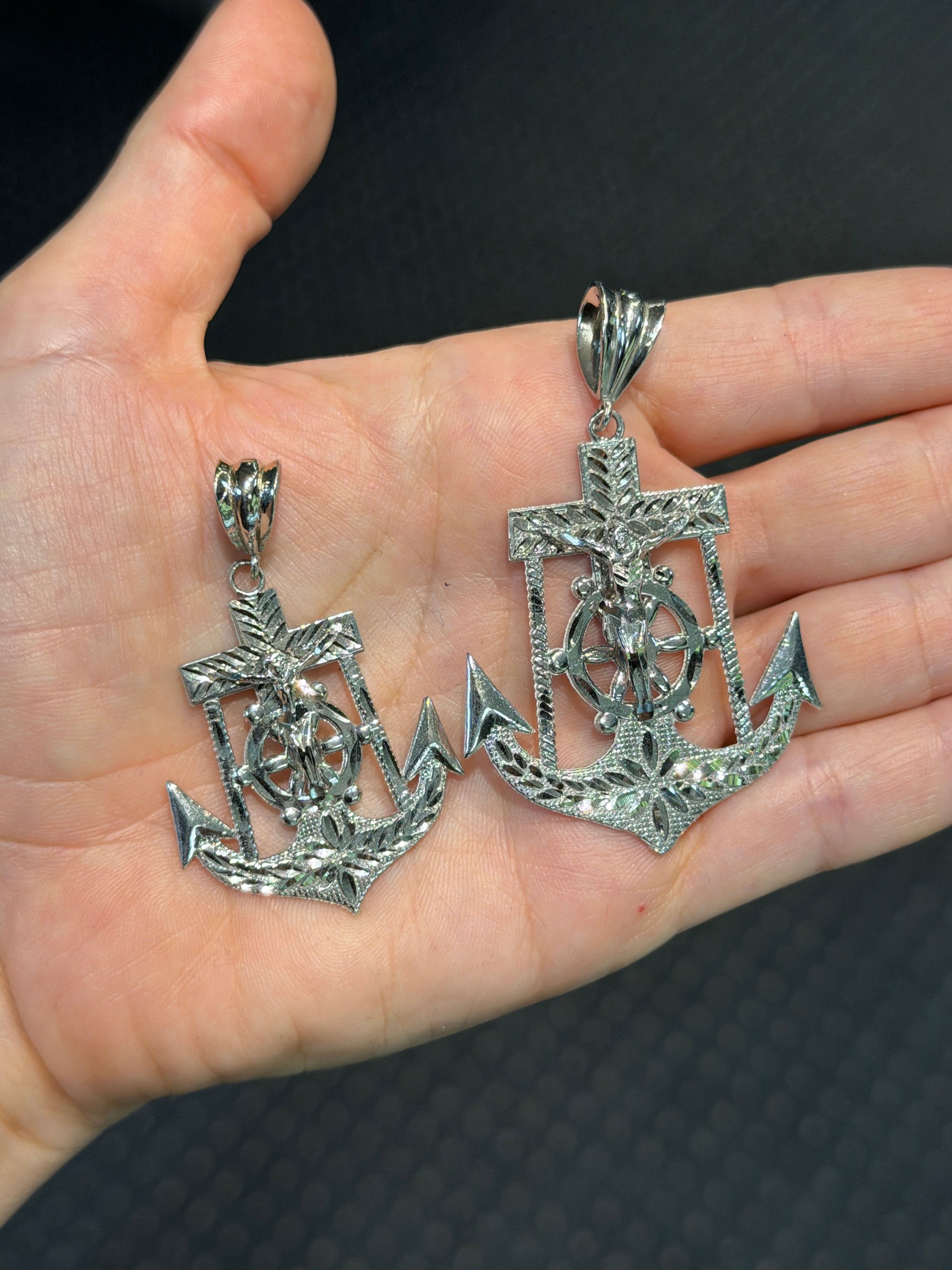 14K Antique Anchor Pendant