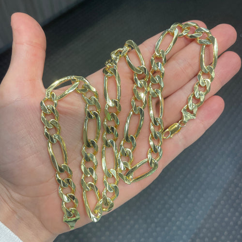 9.8MM Figaro Chain 18K