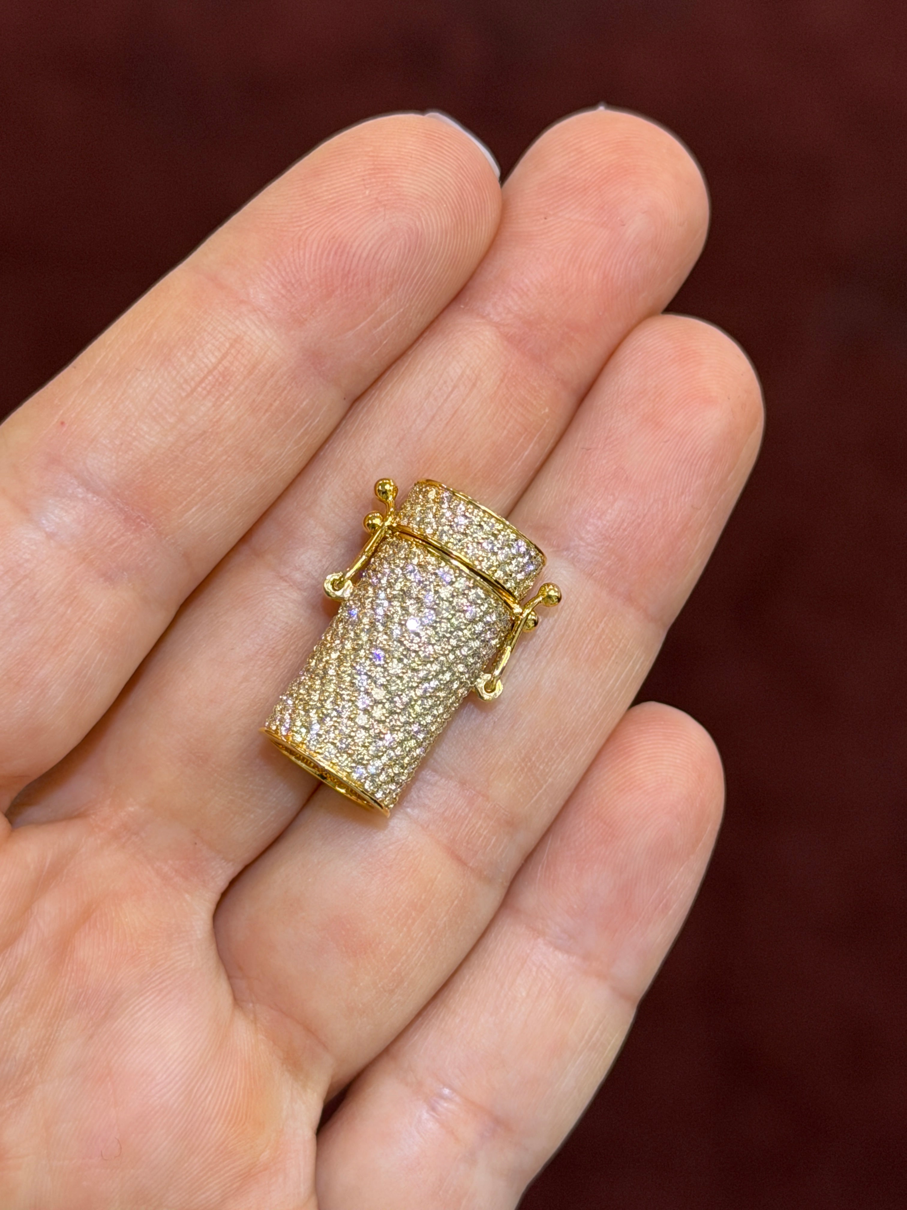 Minimalist Diamond Iced Out Barrel Lock