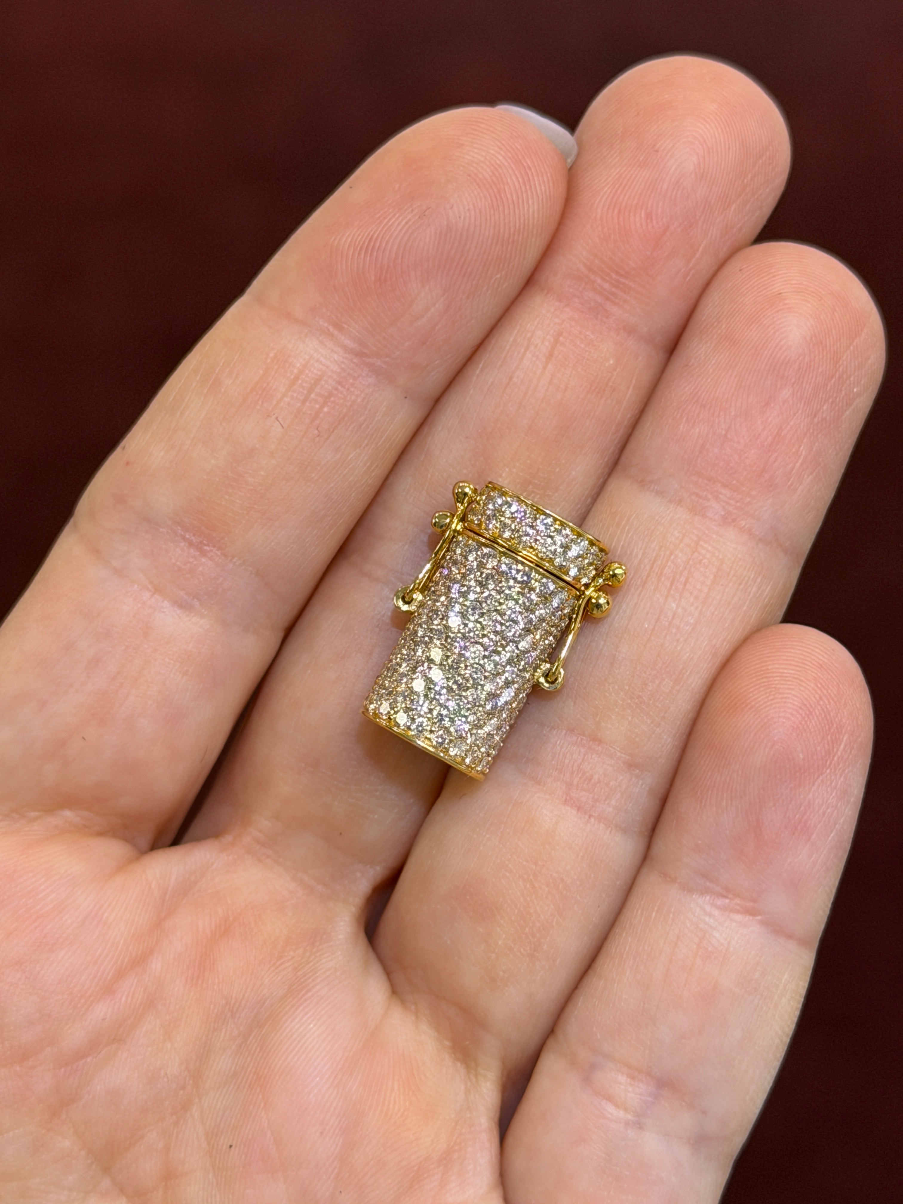 Minimalist Diamond Iced Out Barrel Lock