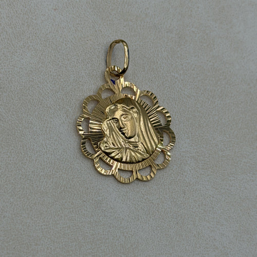 18MM Scalloped double sided Jesus and Mary pendant 18K