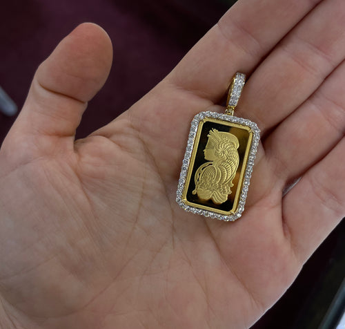 Credit Suisse 999.9 Pure Gold Pamp With Diamond Bezel