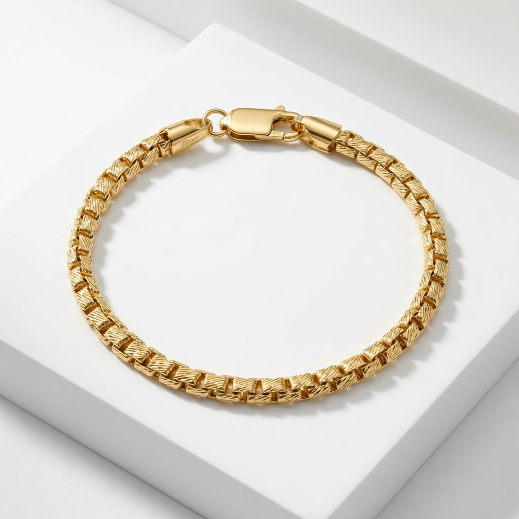18K Rounded Box Bracelet (Diamond Cut)