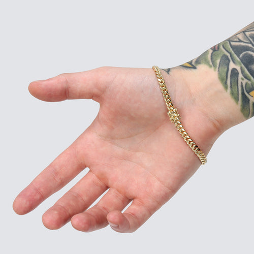 5mm five 5 milimeter millimeter cuban miami bracelet solid gold 14k 14 karat 18k 18 karat made in italy bracelet on wrist hand model box clasp lock